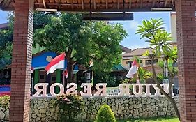 Nyiur Resort Hotel